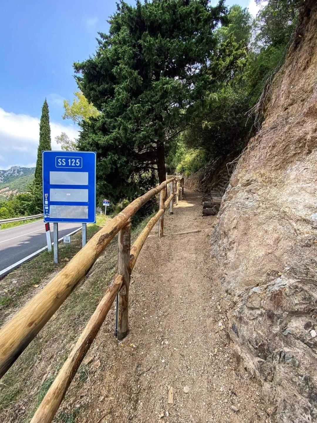 Appartamento A_Mati A 包内伊 外观 照片
